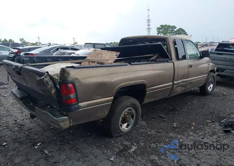 2001 Dodge Ram 2500 St z USA, uszkodzony, nr VIN 3B7KC23Z61G200531